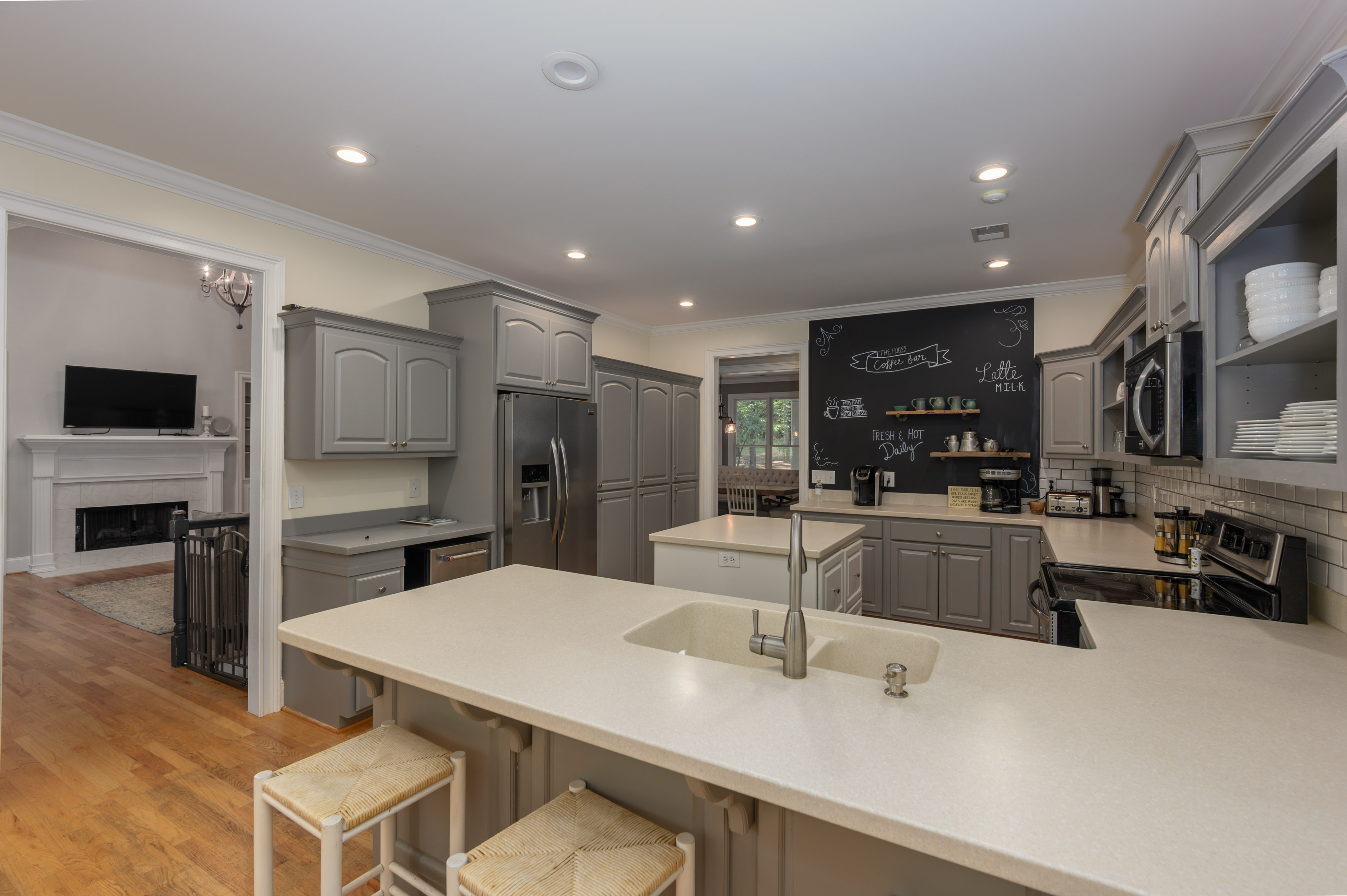 1021 Fleming's Knoll image 15